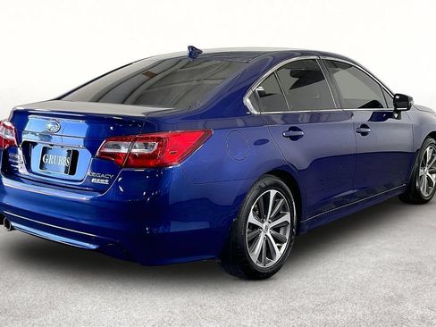 Used 2017 Subaru Legacy 2.5i Limited AWD/4WD image 4