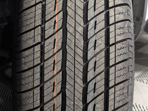 Certified 2025 Ford Escape ST-Line FWD image 28