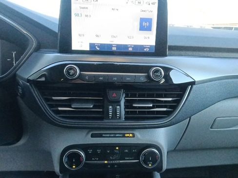 Used 2025 Ford Escape Active image 21