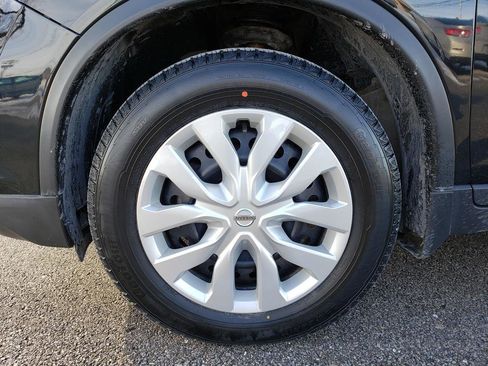 Used 2019 Nissan Rogue S image 27