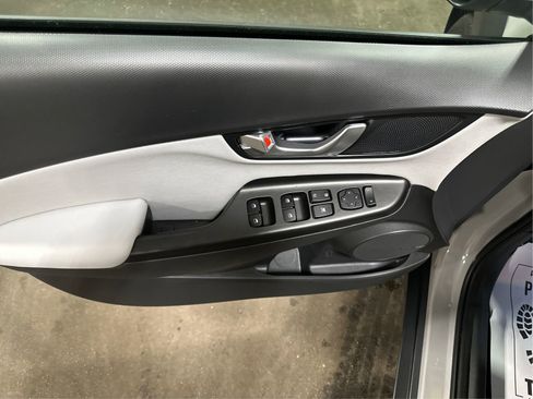 Certified 2023 Hyundai Kona Limited image 21