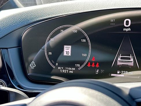 Certified 2026 Porsche Cayenne Coupe AWD/4WD image 13