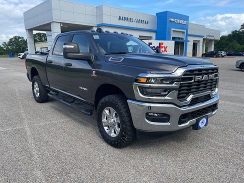 Used 2025 RAM 2500 Lone Star image 7