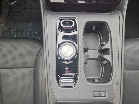 Used 2025 Jeep Wagoneer S Limited image 21