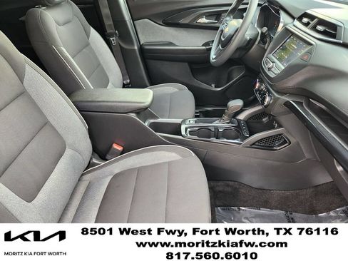 Used 2023 Chevrolet TrailBlazer LT FWD image 13