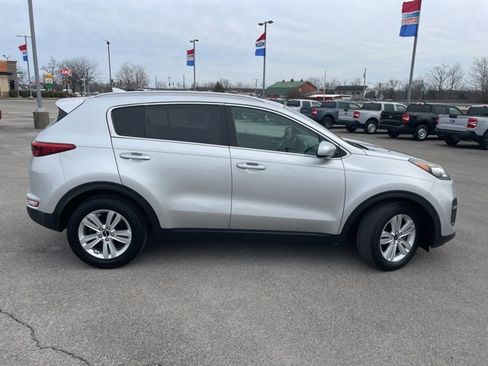Used 2018 Kia Sportage LX w/ LX Popular Package image 13