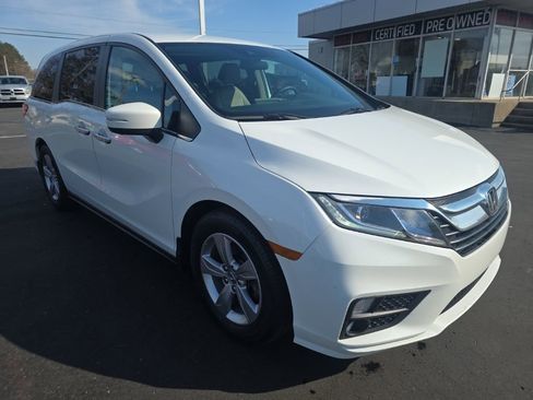 Used 2020 Honda Odyssey EX image 3