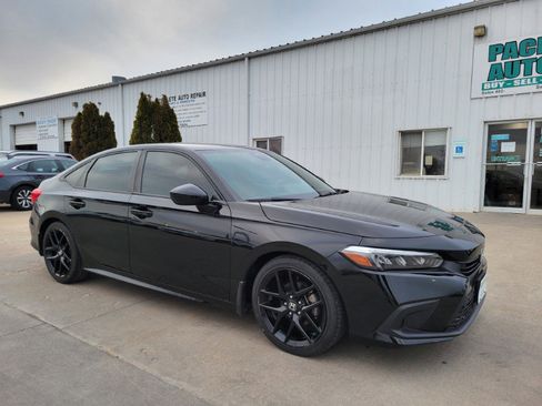 Used 2022 Honda Civic Sport image 9