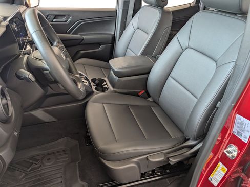 Used 2024 Chevrolet Colorado Trail Boss w/ Advanced Trailering Package AWD/4WD image 16