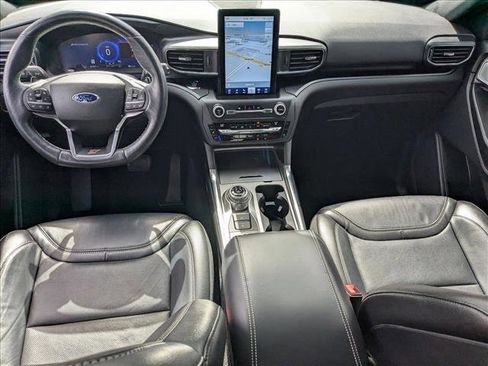 Used 2020 Ford Explorer ST w/ ST Street Pack image 18