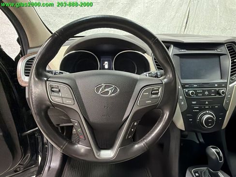 Used 2018 Hyundai Santa Fe Sport w/ Cargo Package FWD image 4