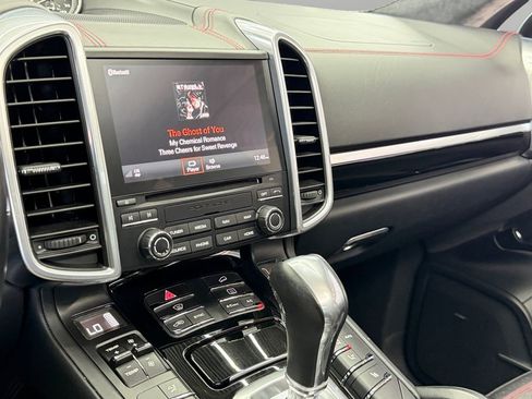 Used 2018 Porsche Cayenne GTS image 21