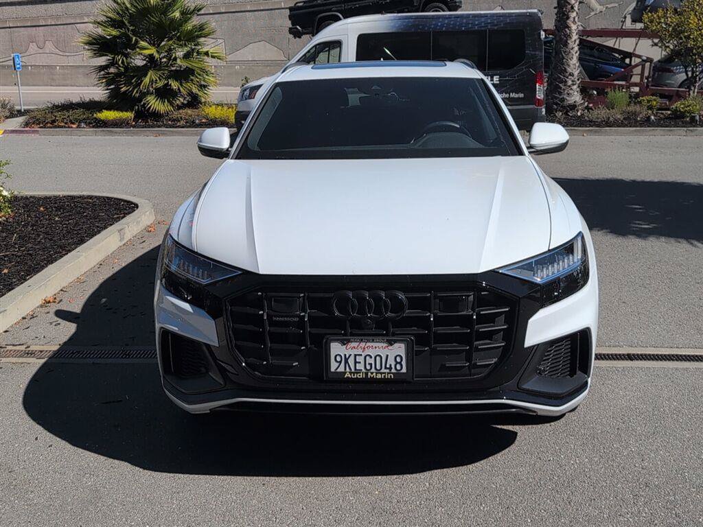Used 2023 Audi Q8 Premium Plus AWD/4WD image 3