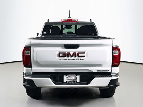 Used 2023 GMC Canyon Elevation w/ Convenience Package AWD/4WD image 6