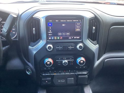 Used 2019 GMC Sierra 1500 SLT AWD/4WD image 49