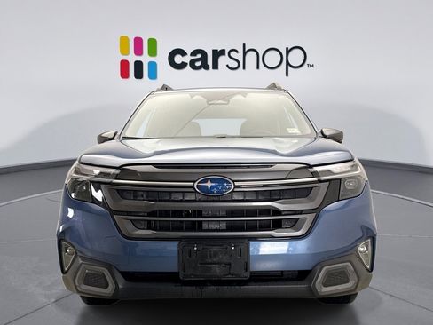 Used 2025 Subaru Forester Limited image 8