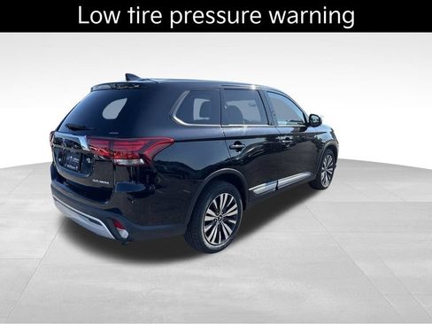 Used 2019 Mitsubishi Outlander SE AWD/4WD image 6