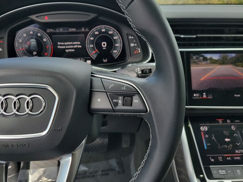 Certified 2025 Audi Q7 2.0T Premium Plus w/ Premium Plus Package image 29