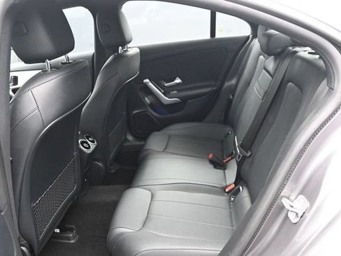 Used 2025 Mercedes-Benz CLA 250 4MATIC image 10