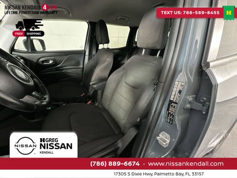 Used 2017 Jeep Renegade Altitude image 15