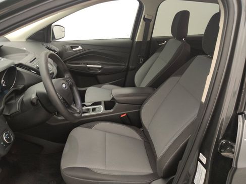 Used 2018 Ford Escape SE FWD image 17
