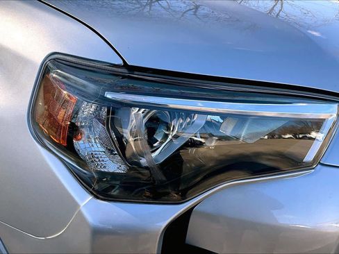 Certified 2020 Toyota 4Runner TRD Off-Road Premium w/ Moonroof Package image 26