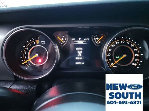 Used 2020 Jeep Gladiator Sport w/ Quick Order Package 24S image 16