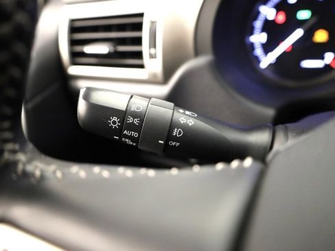 Used 2019 Lexus GX 460 Luxury w/ Sport Design Package image 31