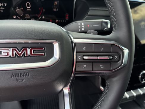 Used 2026 GMC Acadia Elevation w/ Black Edition FWD image 23