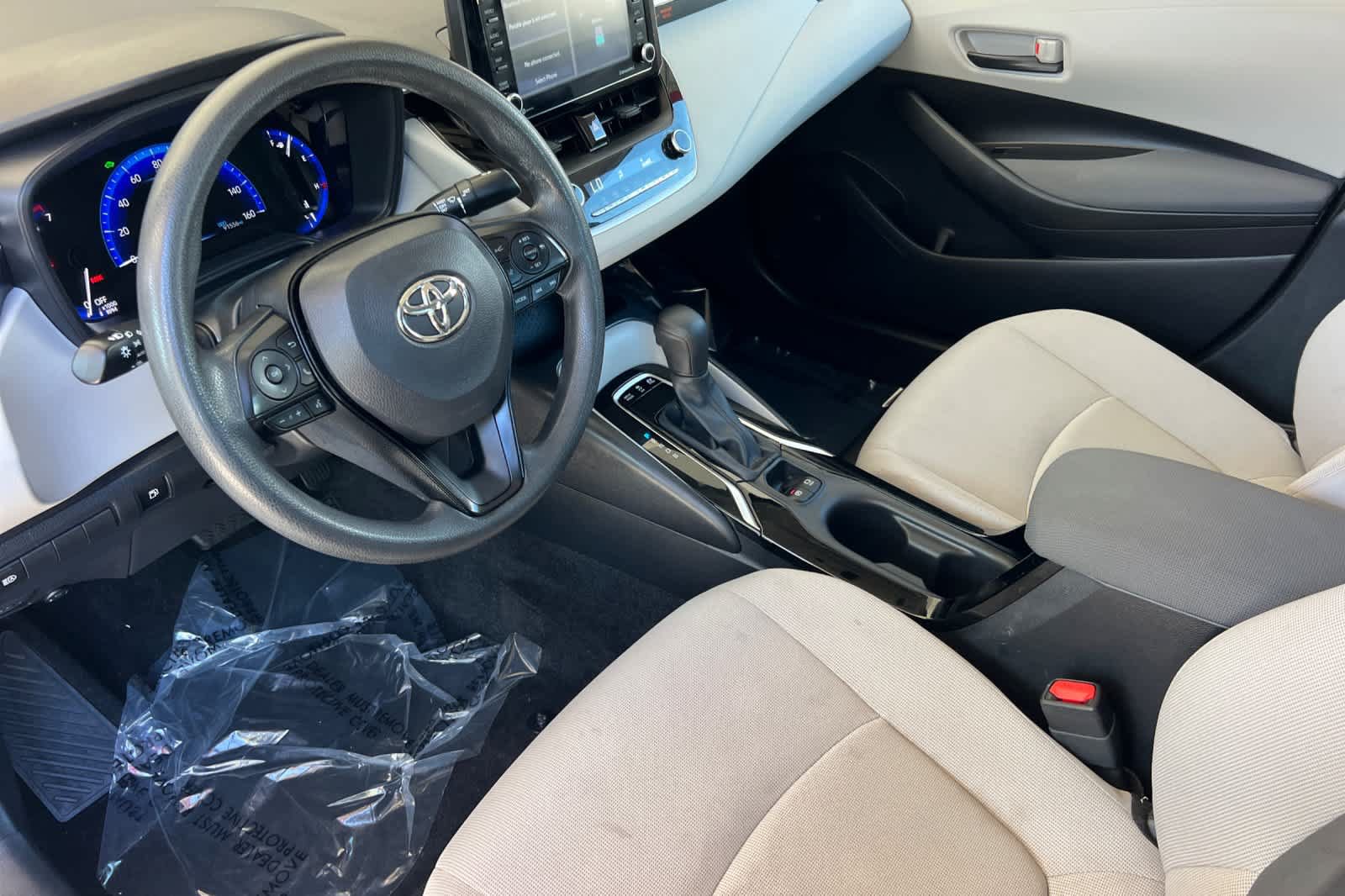 Certified 2022 Toyota Corolla LE FWD image 11