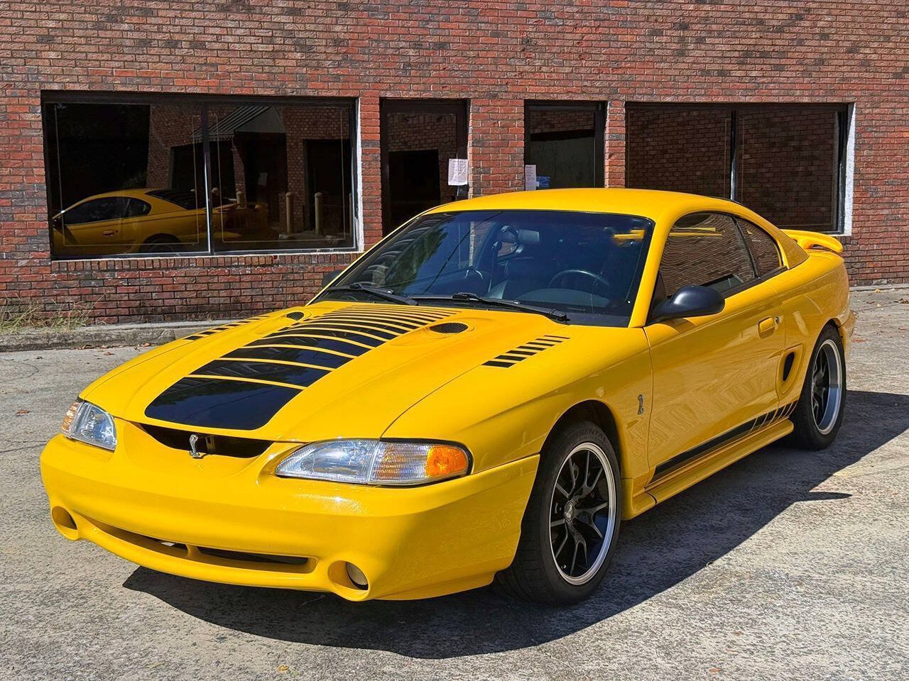 Used 1998 Ford Mustang Cobra RWD image 2