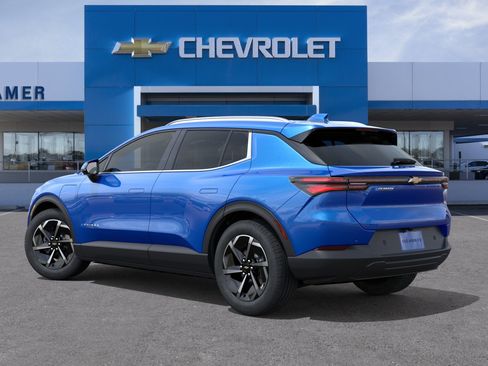 New 2026 Chevrolet Equinox EV LT FWD image 51