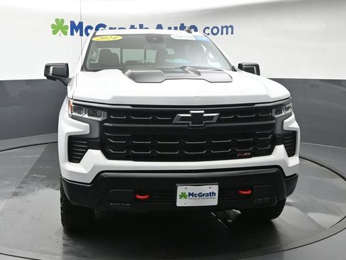 Used 2024 Chevrolet Silverado 1500 LT Trail Boss w/ LT Trail Boss Premium Package AWD/4WD image 5