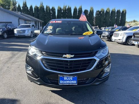 Used 2021 Chevrolet Equinox LS FWD image 2