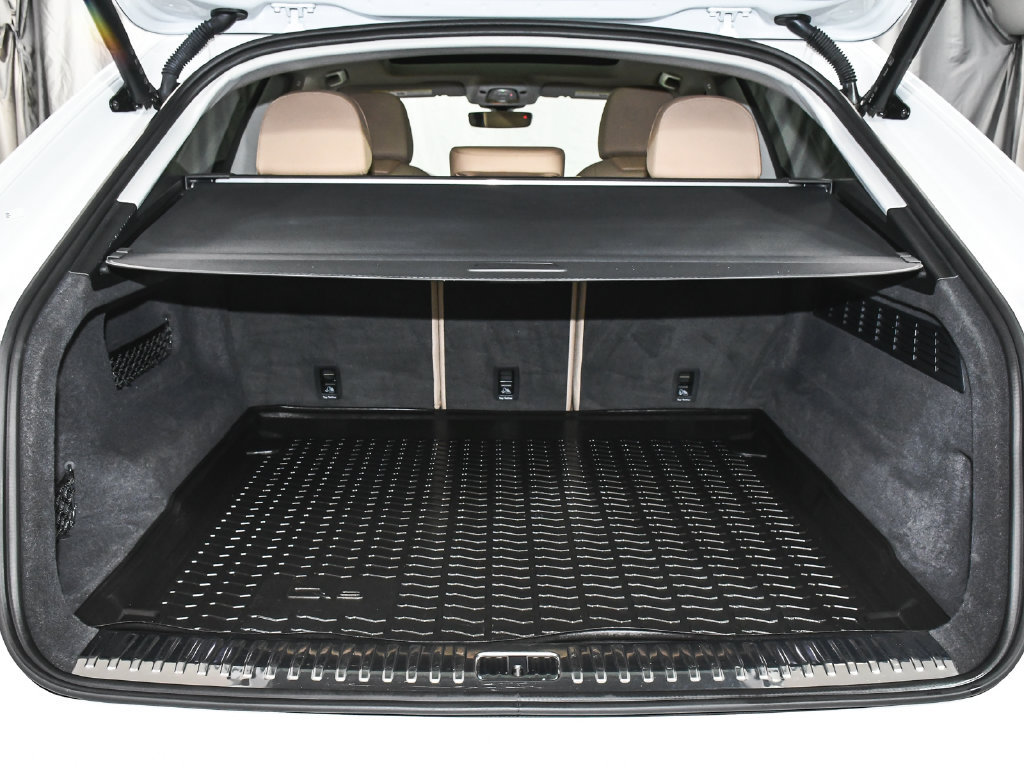 Used 2022 Audi Q8 Premium AWD/4WD image 64