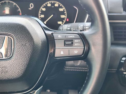 Used 2025 Honda Pilot Touring image 28