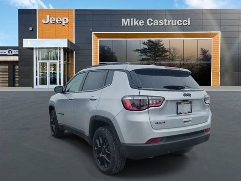 New 2026 Jeep Compass Latitude image 3