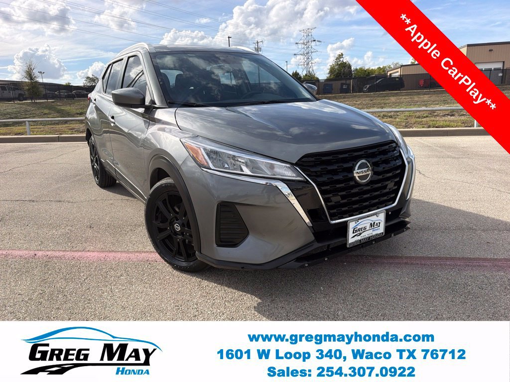 Used 2021 Nissan Kicks SV FWD image 1