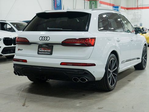 Used 2020 Audi SQ7 Prestige image 8
