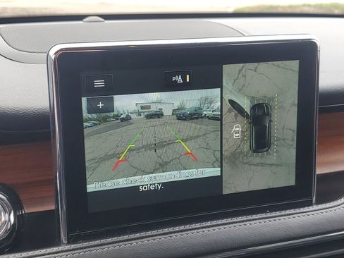 Used 2022 Lincoln Corsair Reserve w/ Equipment Group 201A image 16