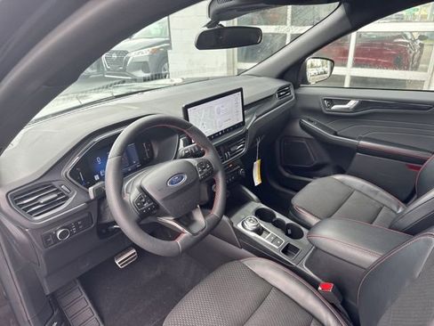 Used 2023 Ford Escape ST-Line w/ Tech Pack #1 image 9