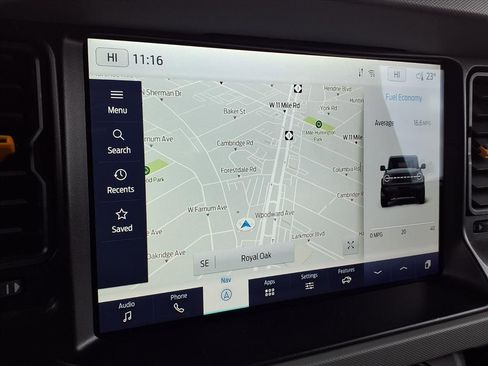 Used 2022 Ford Bronco Badlands image 9