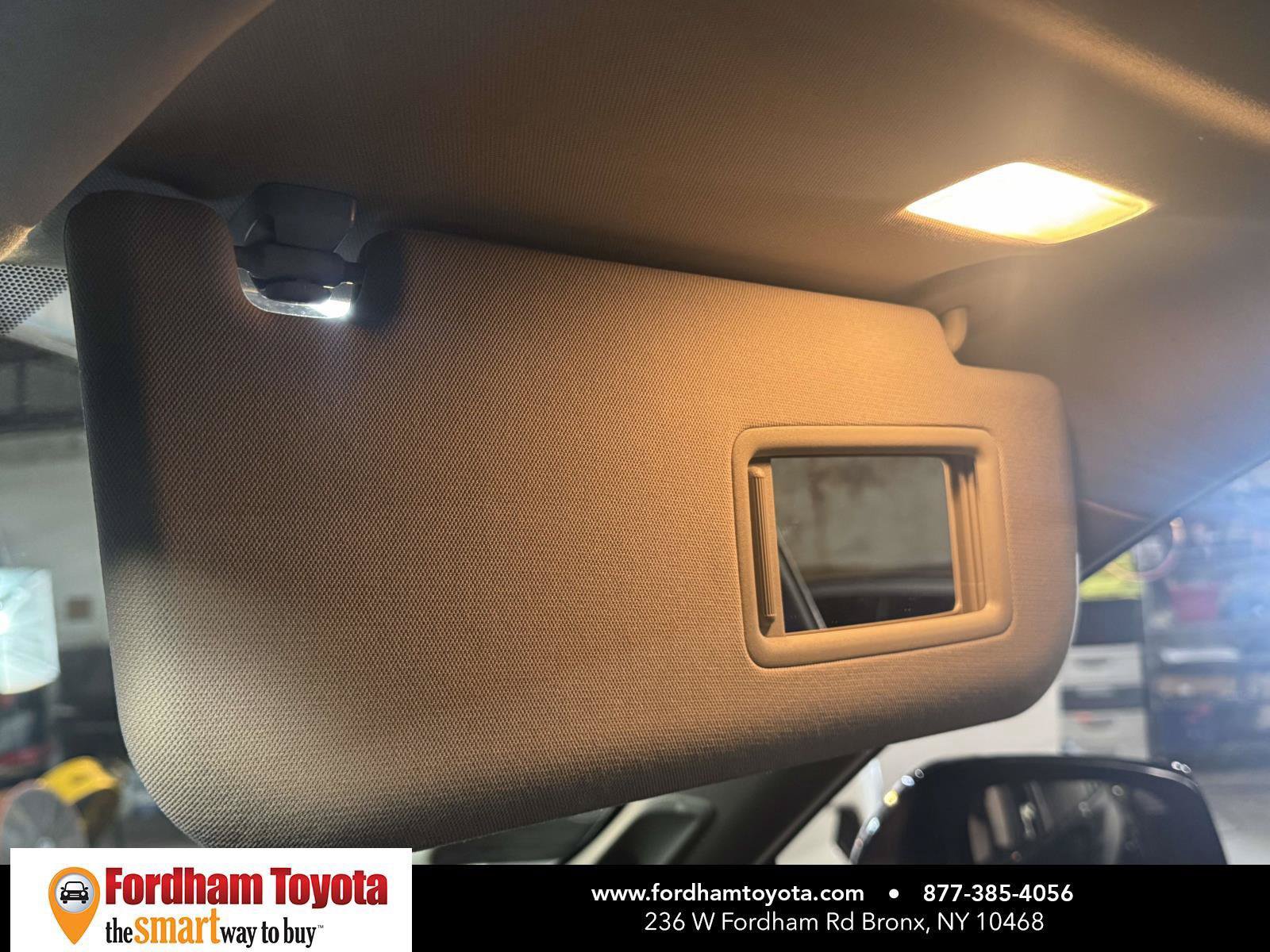 Used 2024 Toyota Grand Highlander AWD image 31