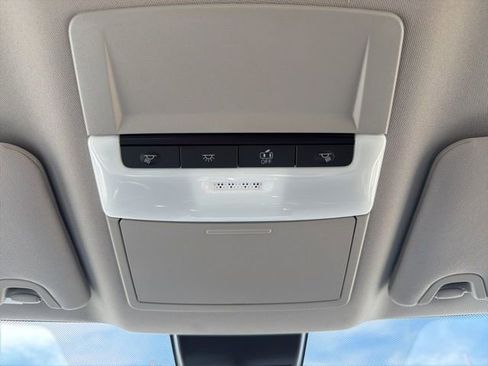 Used 2025 Nissan Altima 2.5 S image 28