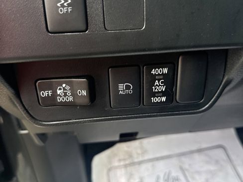 Used 2023 Toyota Tacoma SR5 image 24