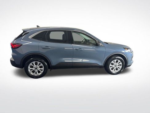 Certified 2023 Ford Escape Active AWD/4WD image 10