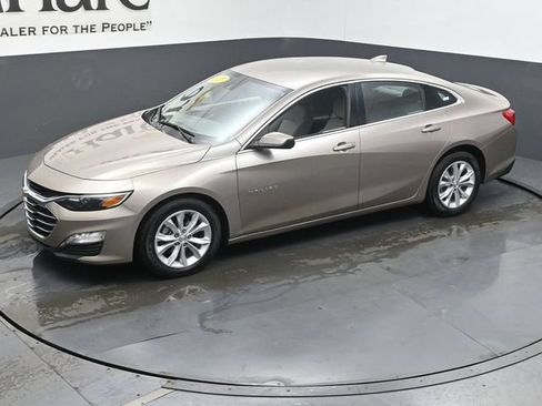 Used 2025 Chevrolet Malibu LT FWD image 43