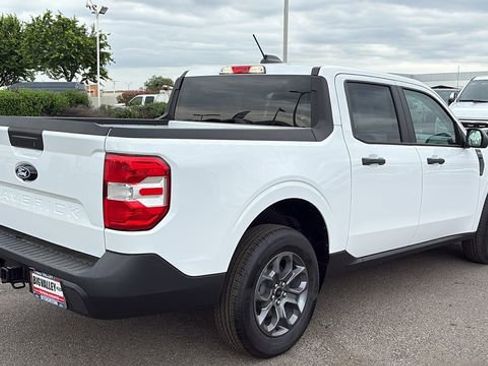 New 2026 Ford Maverick XLT image 3