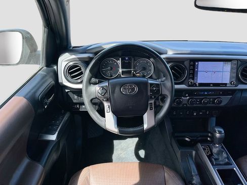 Used 2021 Toyota Tacoma Limited AWD/4WD image 24