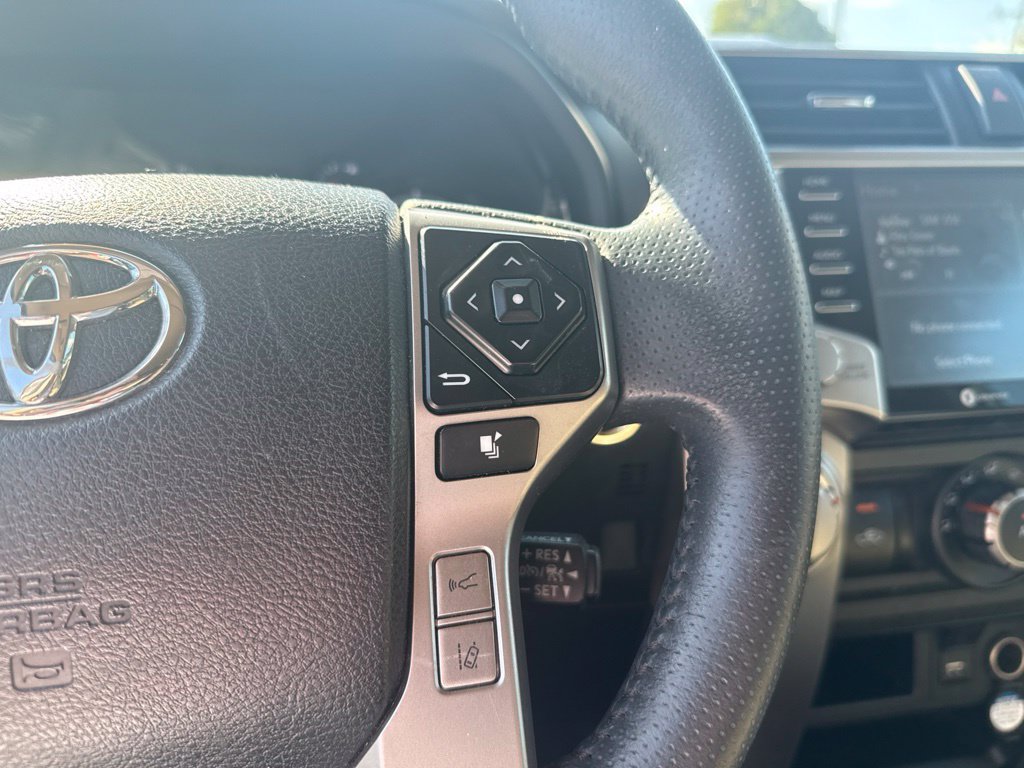 Used 2021 Toyota 4Runner SR5 Premium w/ Moonroof Package AWD/4WD image 8